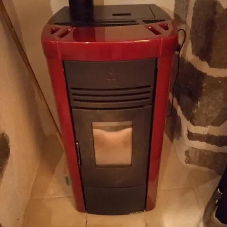 Tour Médiévale De L'an Mille Loudes