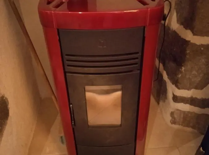 Tour Médiévale De L'an Mille Loudes