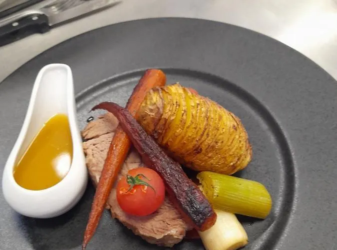 Tour Médiévale De L'an Mille * Loudes