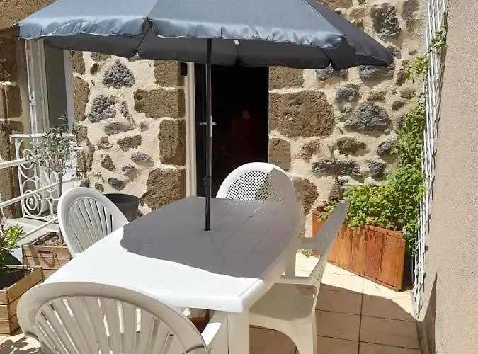 Tour Médiévale De L'an Mille * Loudes